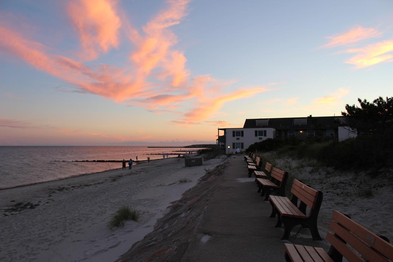 Motel Surfcomber On The Ocean South Yarmouth
